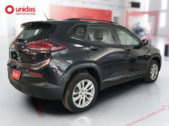 CHEVROLET-TRACKER-2025