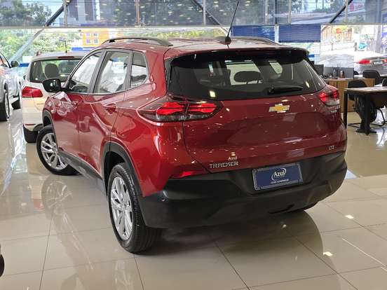 CHEVROLET-TRACKER-2024