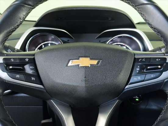 CHEVROLET-TRACKER-2023