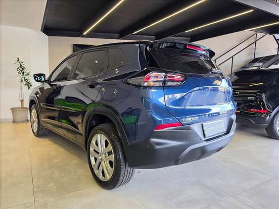 CHEVROLET-TRACKER-2025
