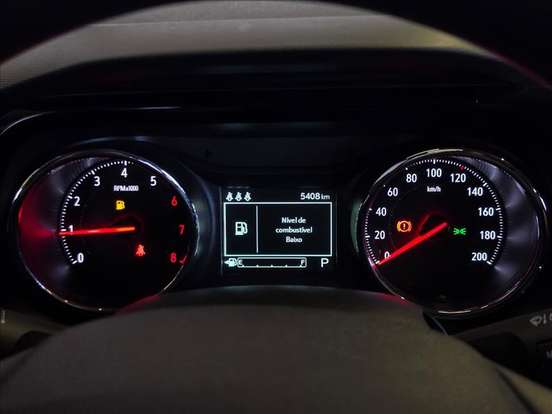 CHEVROLET-TRACKER-2025