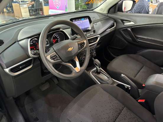 CHEVROLET-TRACKER-2020