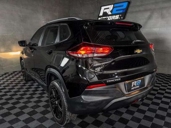 CHEVROLET-TRACKER-2020