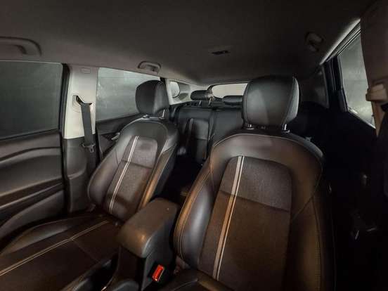 CHEVROLET-TRACKER-2020