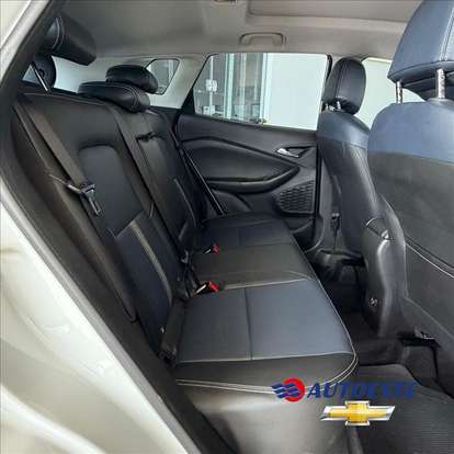 CHEVROLET-TRACKER-2024
