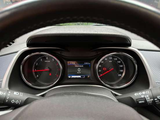 CHEVROLET-TRACKER-2022