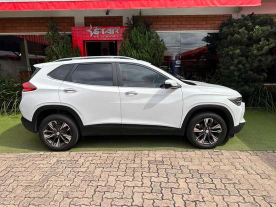 CHEVROLET-TRACKER-2022