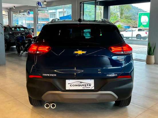 CHEVROLET-TRACKER-2024