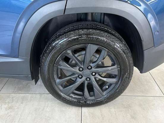 CHEVROLET-TRACKER-2025