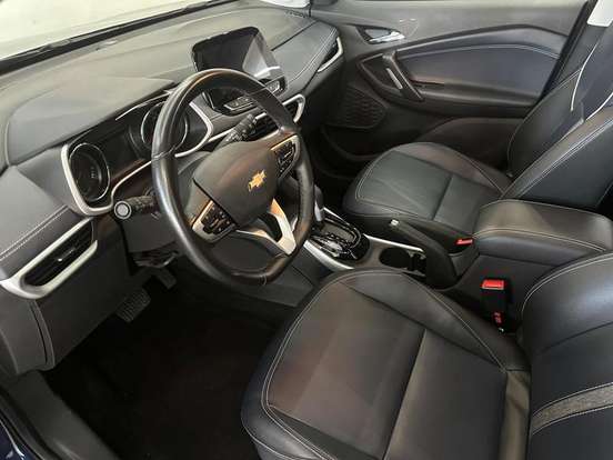 CHEVROLET-TRACKER-2025