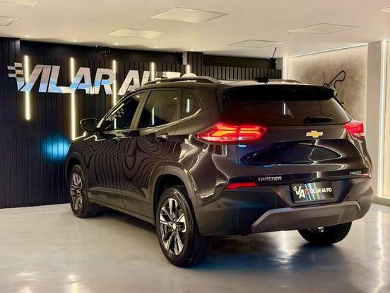 CHEVROLET-TRACKER-2023