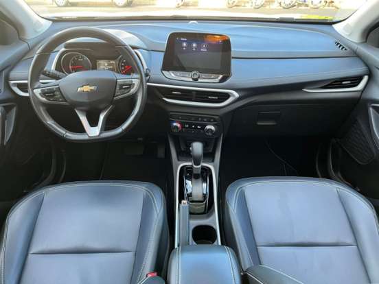 CHEVROLET-TRACKER-2023