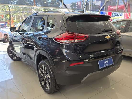 CHEVROLET-TRACKER-2025