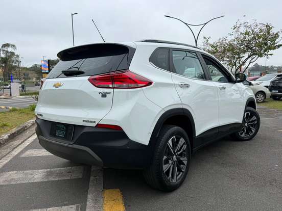 CHEVROLET-TRACKER-2022