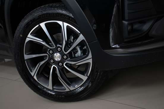 CHEVROLET-TRACKER-2025