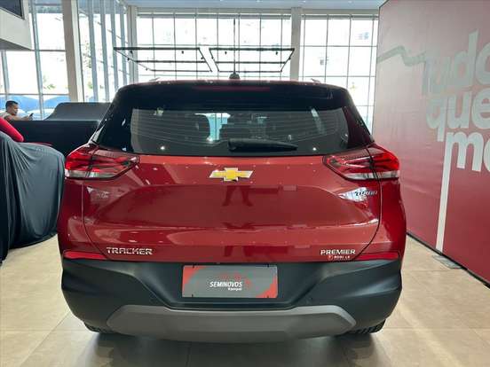 CHEVROLET-TRACKER-2023