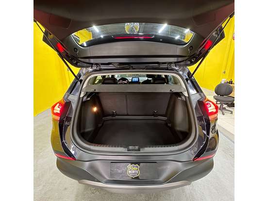 CHEVROLET-TRACKER-2023