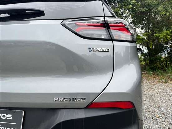 CHEVROLET-TRACKER-2025