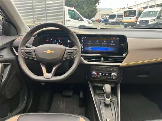 CHEVROLET-TRACKER-2025