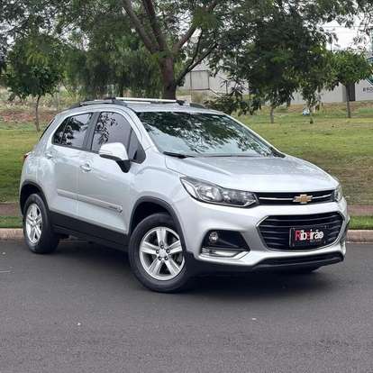 CHEVROLET-TRACKER-2019
