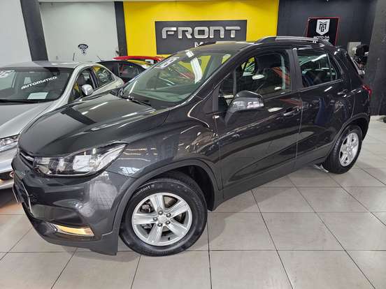 CHEVROLET-TRACKER-2018