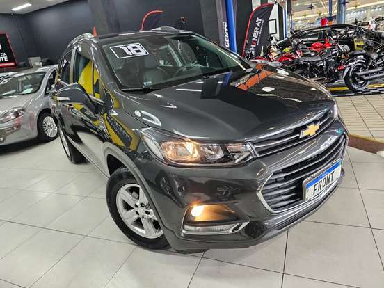 CHEVROLET-TRACKER-2018