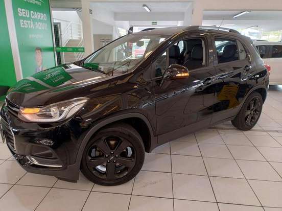 CHEVROLET-TRACKER-2018