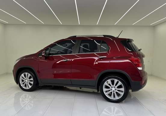 CHEVROLET-TRACKER-2018