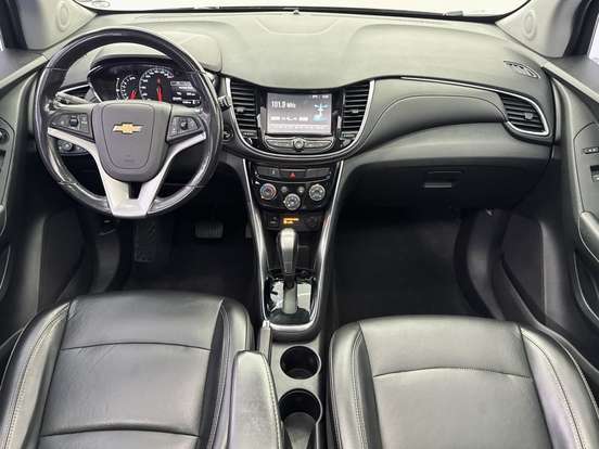 CHEVROLET-TRACKER-2018