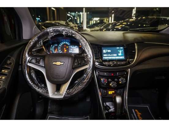 CHEVROLET-TRACKER-2018
