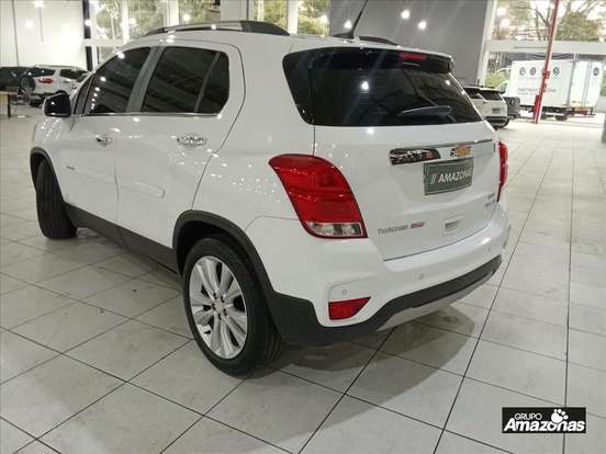 CHEVROLET-TRACKER-2018