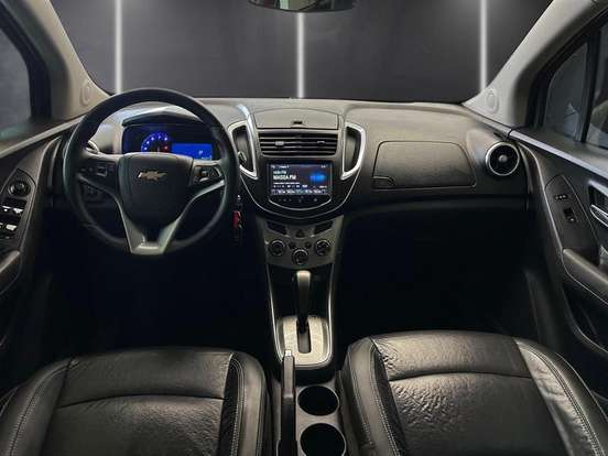 CHEVROLET-TRACKER-2013