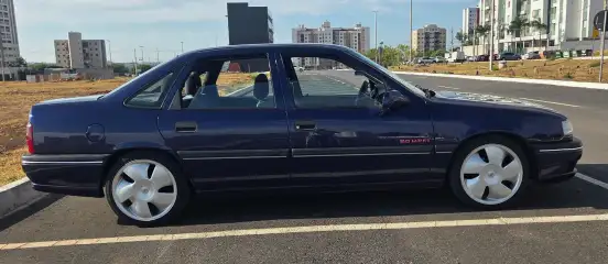 CHEVROLET-VECTRA-1995