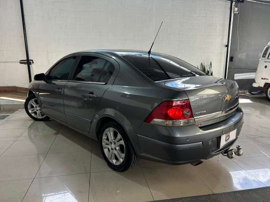 CHEVROLET-VECTRA-2011