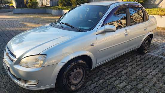 CHEVROLET-CLASSIC-2011
