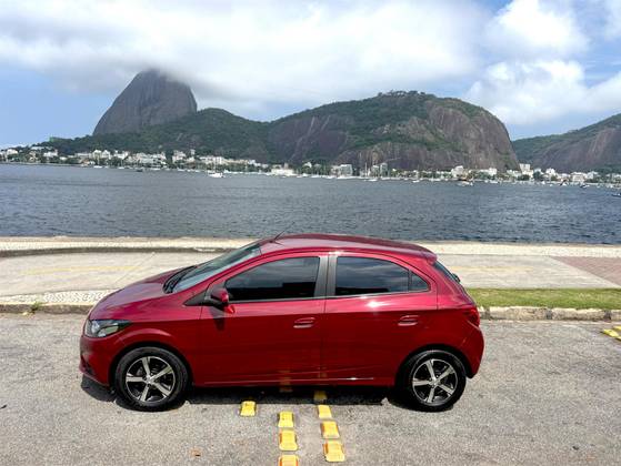 CHEVROLET ONIX 1.4 MPFI LTZ 8V FLEX 4P MANUAL