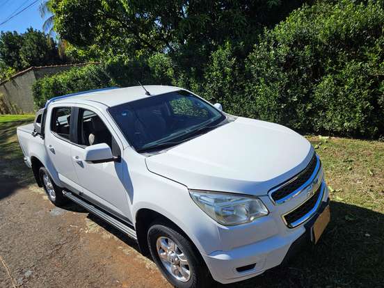 CHEVROLET-S10-2.4 LT 4X2 CD 8V FLEX 4P MANUAL CHEVROLET-S10-2012