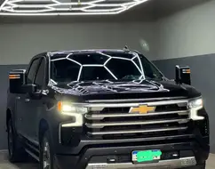 CHEVROLET SILVERADO 5.3 V8 GASOLINA 1500 HIGH COUNTRY 4X4 AUTOMÁTICO CHEVROLET SILVERADO 5.3 V8 GASOLINA 1500 HIGH COUNTRY 4X4 AUTOMÁTICO