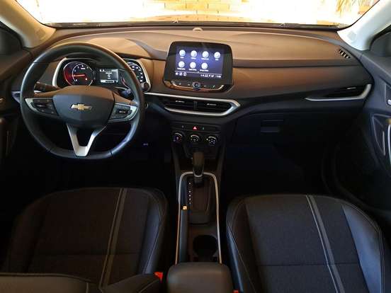 CHEVROLET-TRACKER-2023