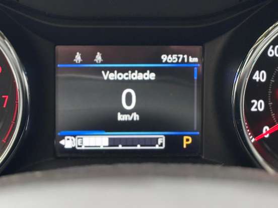 CHEVROLET-TRACKER-2021