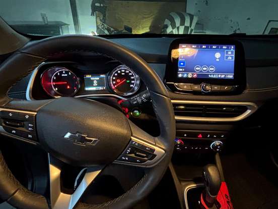 CHEVROLET-TRACKER-2025