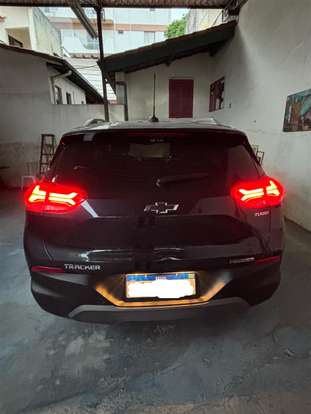 CHEVROLET-TRACKER-2025