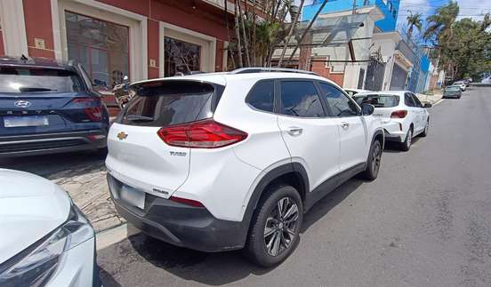 CHEVROLET-TRACKER-2022