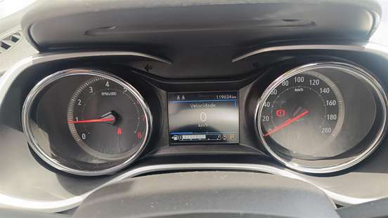 CHEVROLET-TRACKER-2022