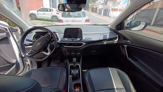CHEVROLET-TRACKER-2022