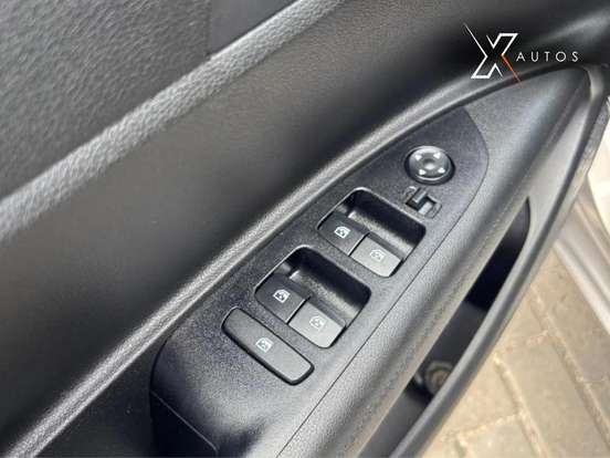 CITROËN-C4 CACTUS-1.6 VTI 120 FLEX FEEL PACK EAT6 CITROËN-C4 CACTUS-2020