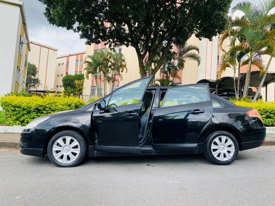 CITROËN-C4-2.0 GLX PALLAS 16V FLEX 4P AUTOMÁTICO CITROËN-C4-2011