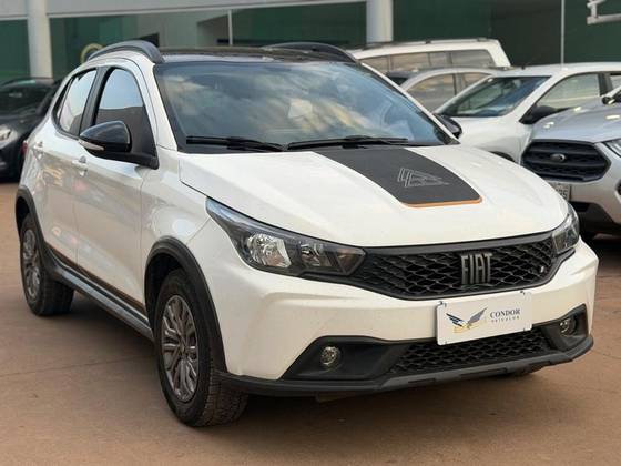 FIAT ARGO 1.3 FIREFLY FLEX TREKKING MANUAL