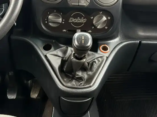 FIAT-DOBLÒ-2015