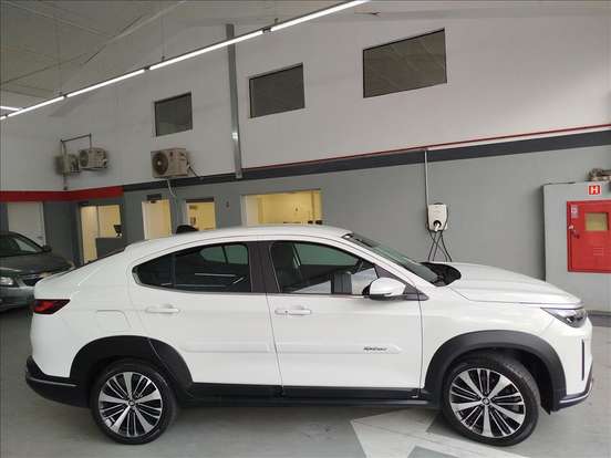 FIAT-FASTBACK-1.0 TURBO 200 FLEX AUDACE CVT FIAT-FASTBACK-2023